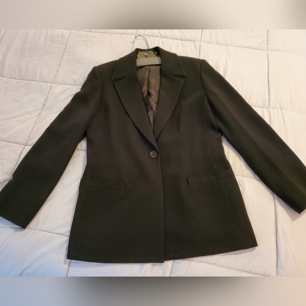 Suit - image 1